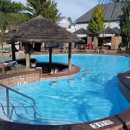 Commodore Resort Put-in-Bay Eksteriør billede