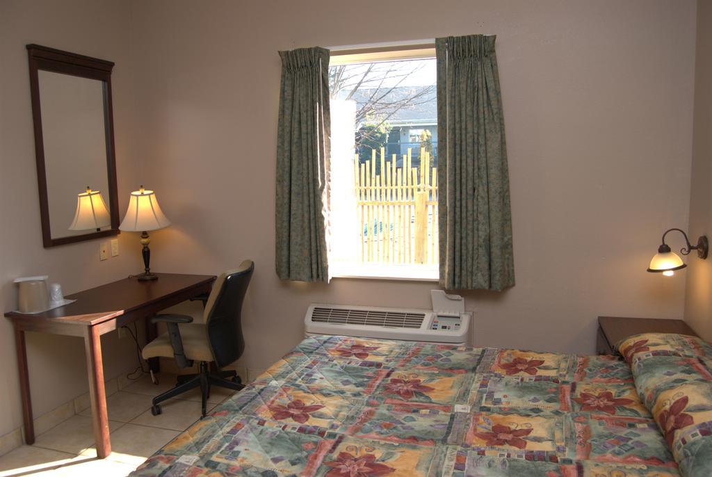 Commodore Resort Put-in-Bay Eksteriør billede