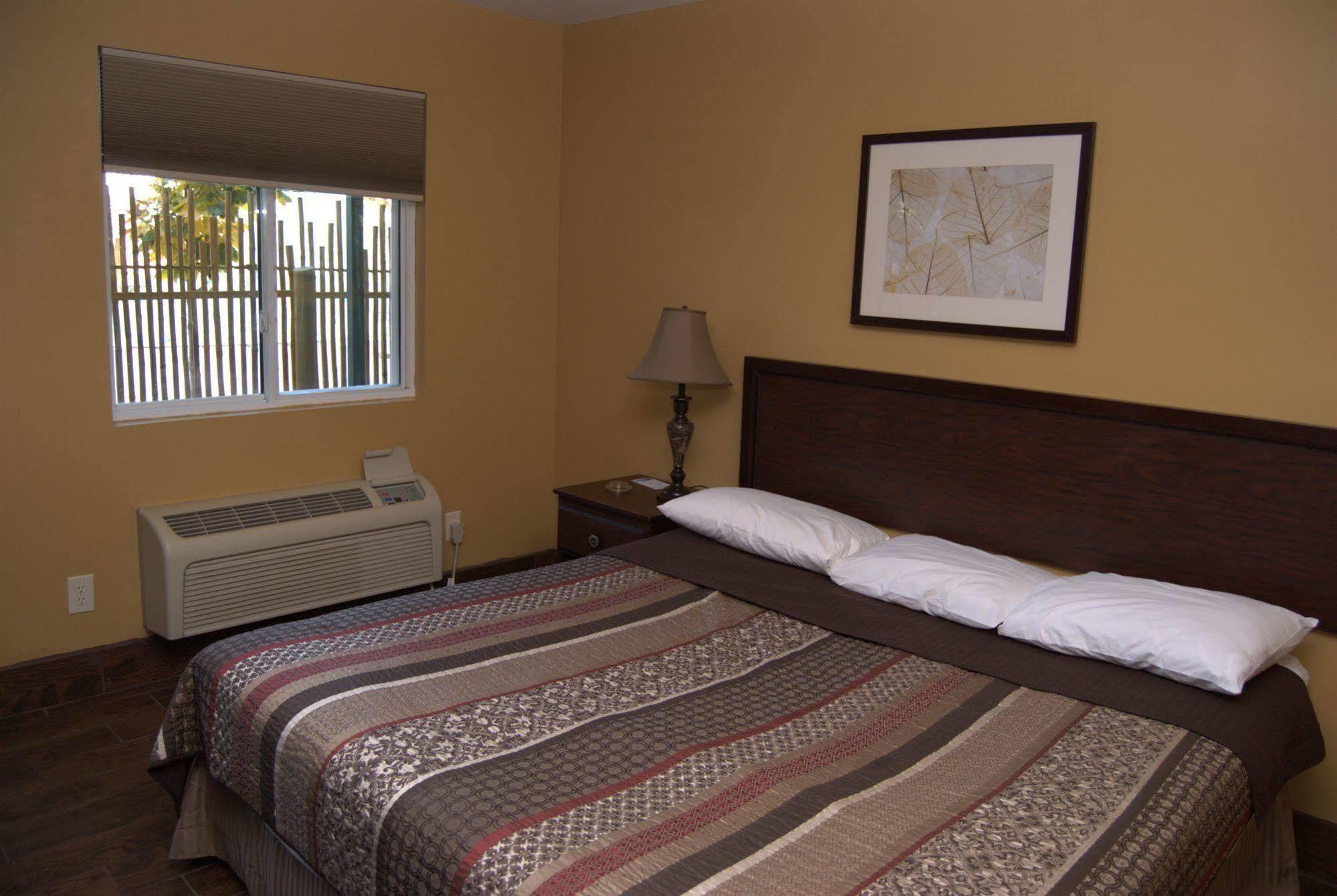 Commodore Resort Put-in-Bay Eksteriør billede